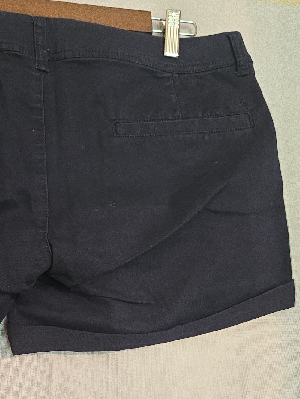American Eagle Women's Navy Roll-Hem Midi Shorts Sz 14 NWT - Picture 6 of 10
